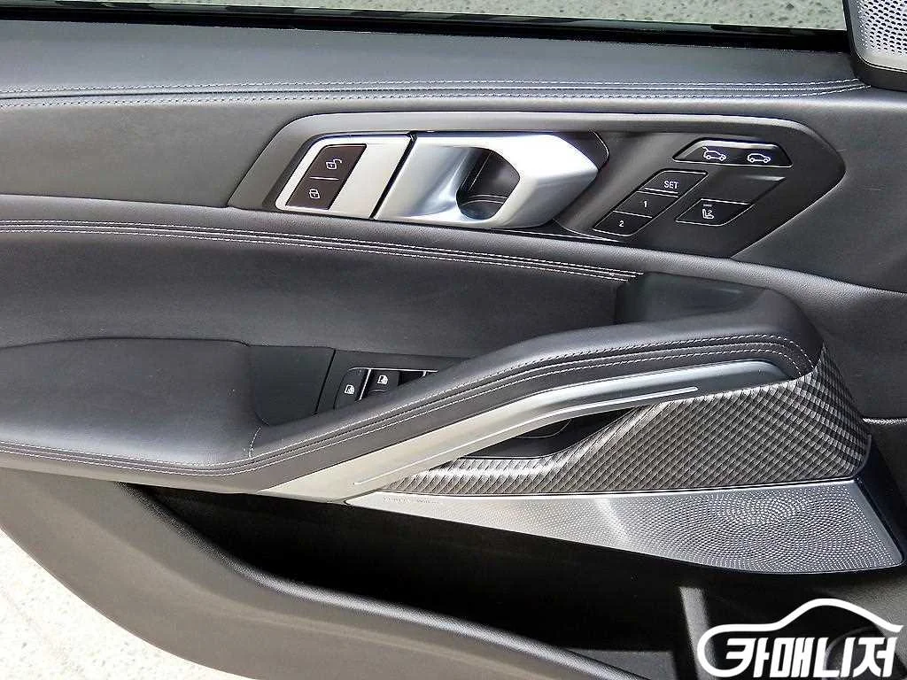 X6M (F96) 4.4 사진 12