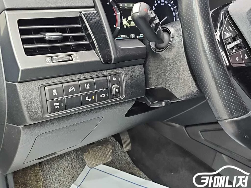 더 뉴 렉스턴 스포츠 칸 디젤 2.2 4WD 사진 17