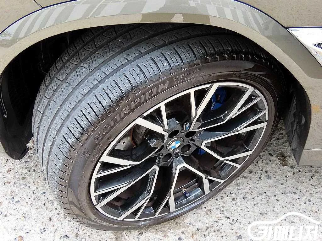 X6M (F96) 4.4 사진 20