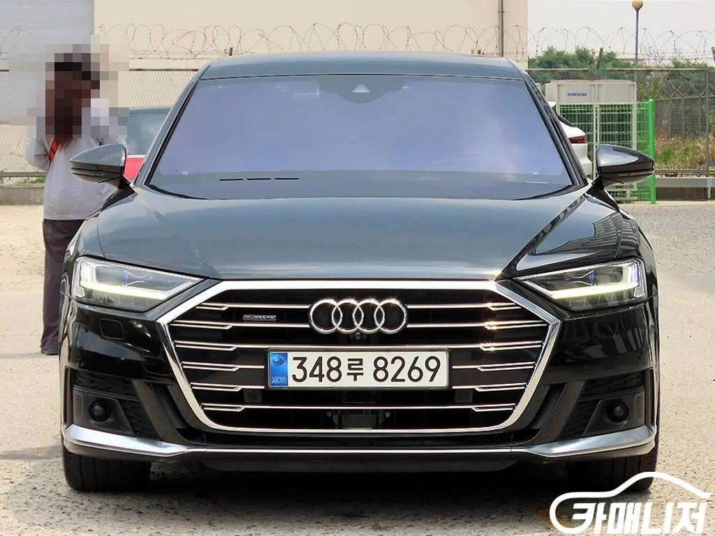 A8 (D5) 55 TFSI 콰트로 LWB 사진 1