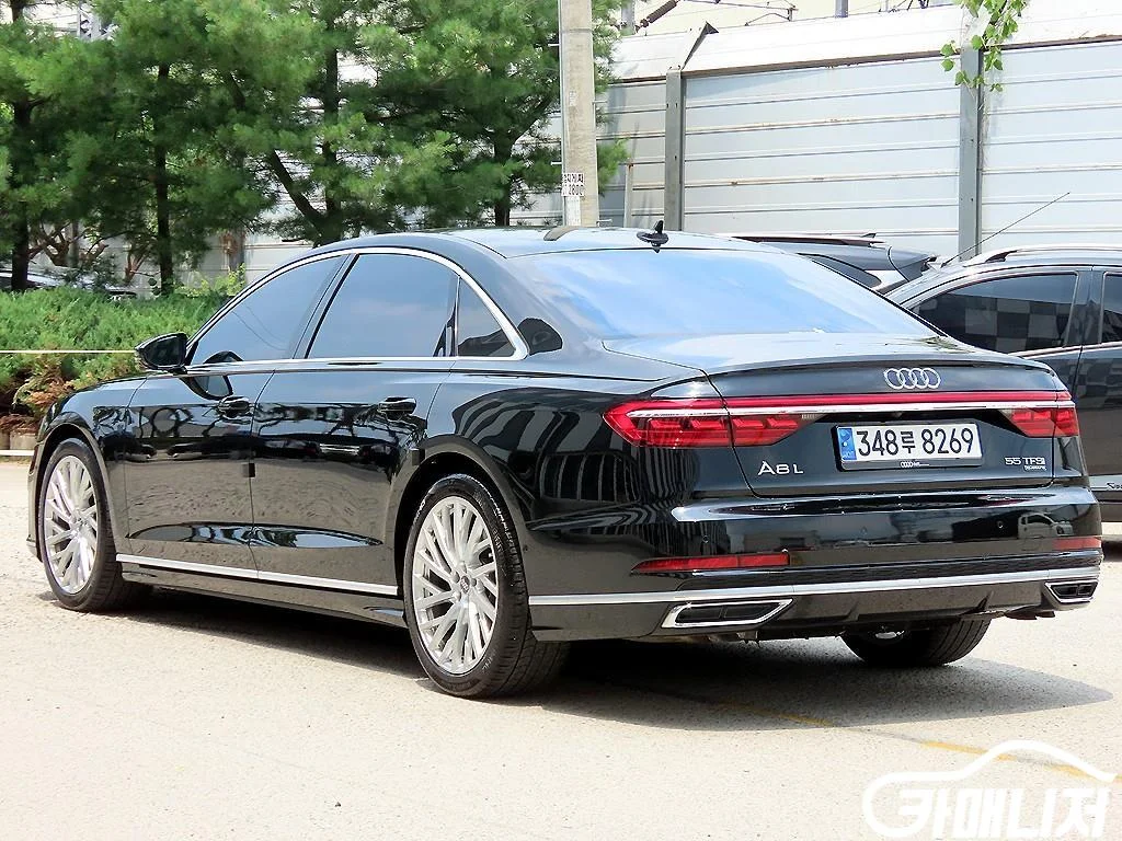 A8 (D5) 55 TFSI 콰트로 LWB 사진 3