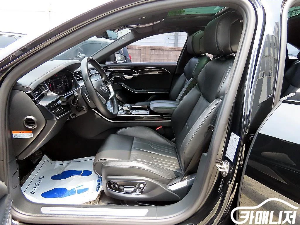 A8 (D5) 55 TFSI 콰트로 LWB 사진 5
