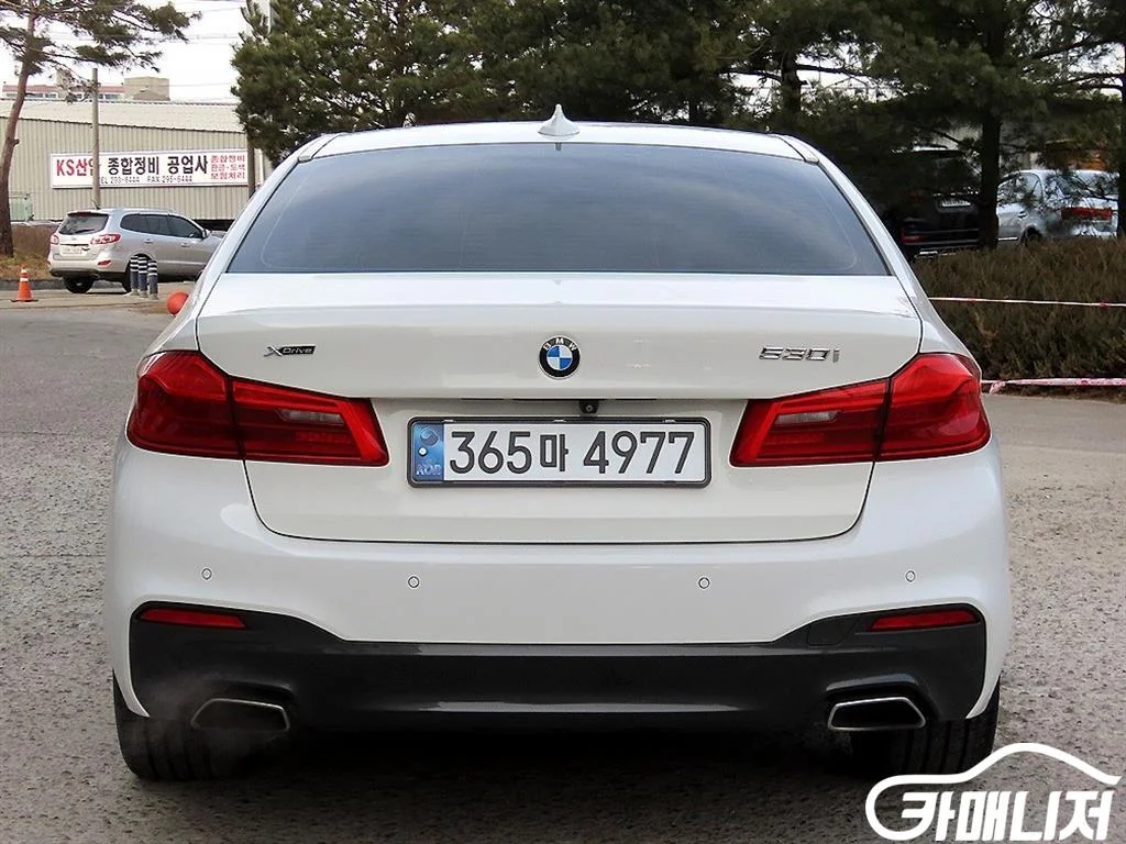 5시리즈 (G30) 530i M 스포츠 플러스 사진 4
