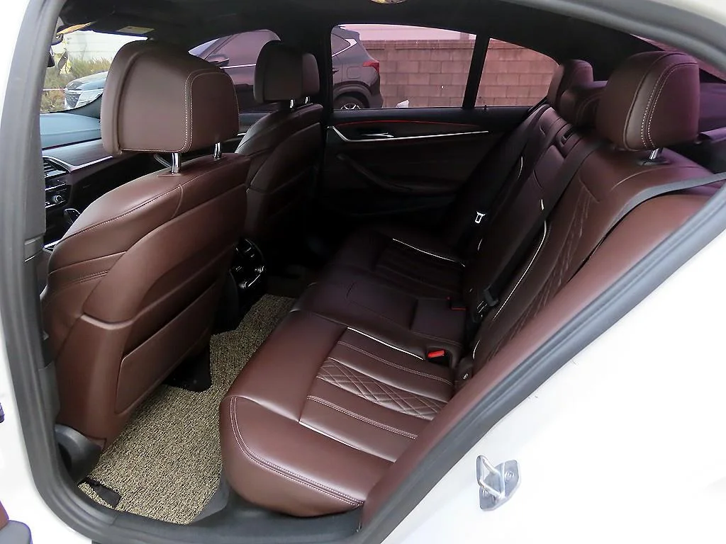 5시리즈 (G30) 530i M 스포츠 플러스 사진 6