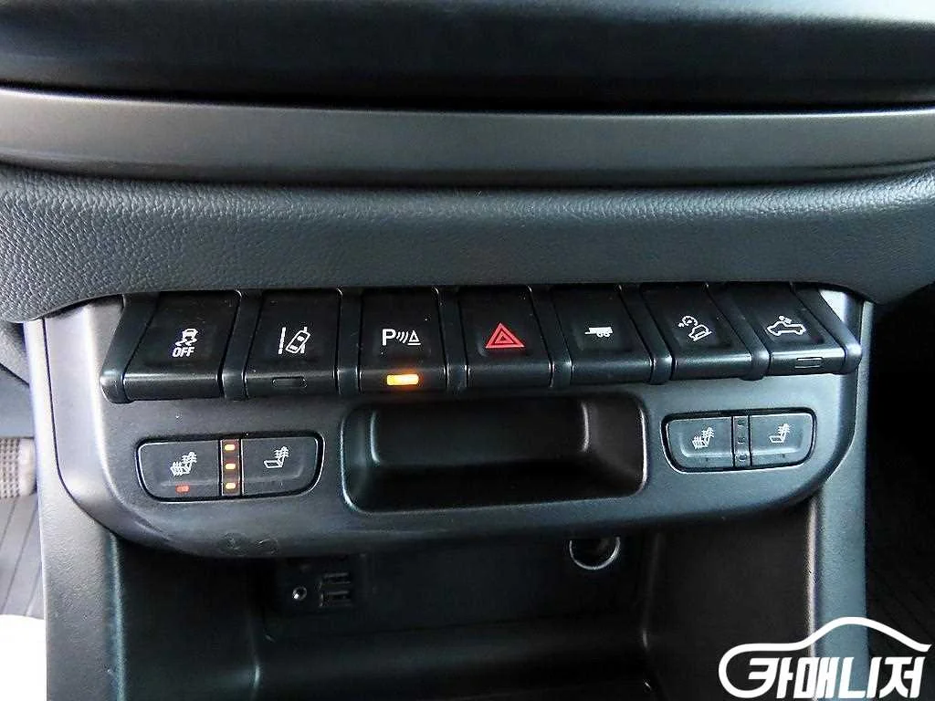 리얼 뉴 콜로라도 3.6 Z71-X 4WD 사진 16