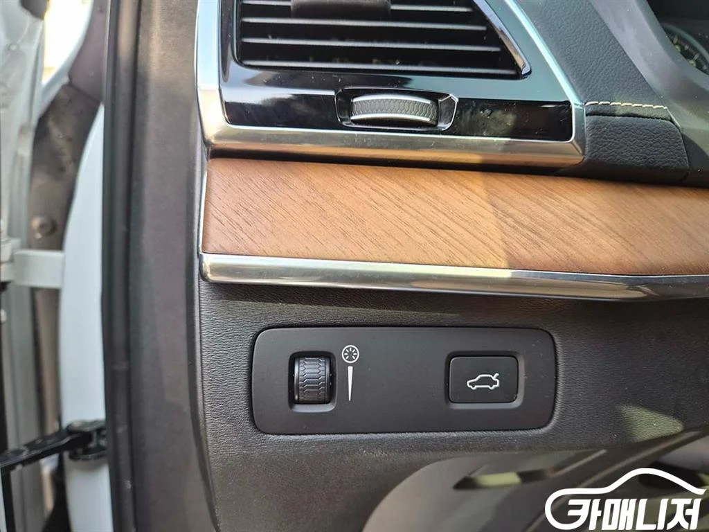 XC90 2세대 2.0 D5 AWD 사진 12