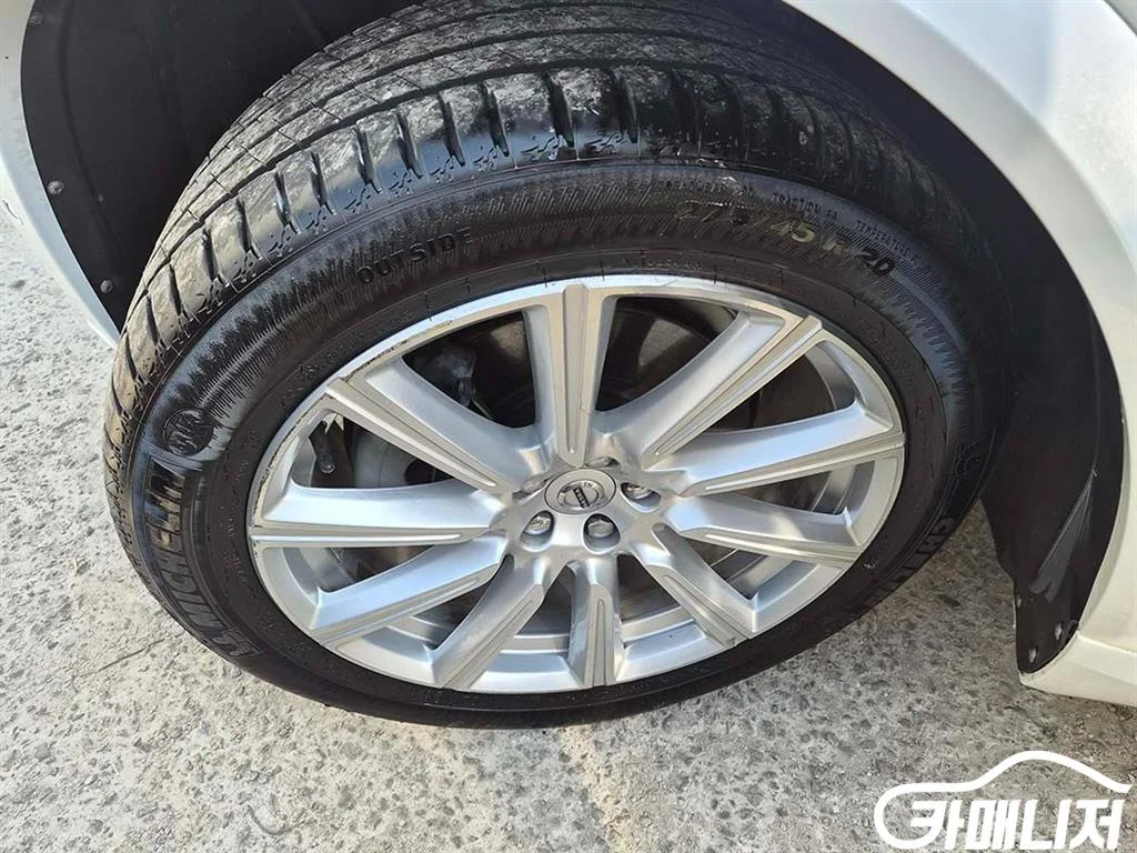 XC90 2세대 2.0 D5 AWD 사진 20