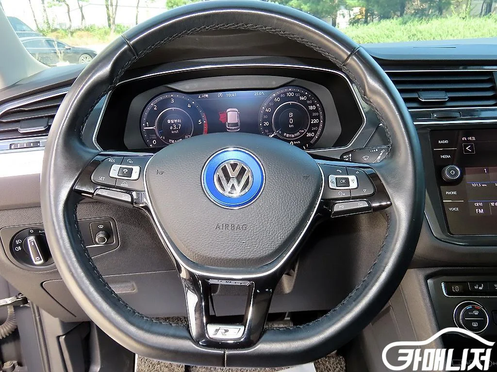 티구안(2세대) 2.0 TDI 프레스티지 4모션 사진 8