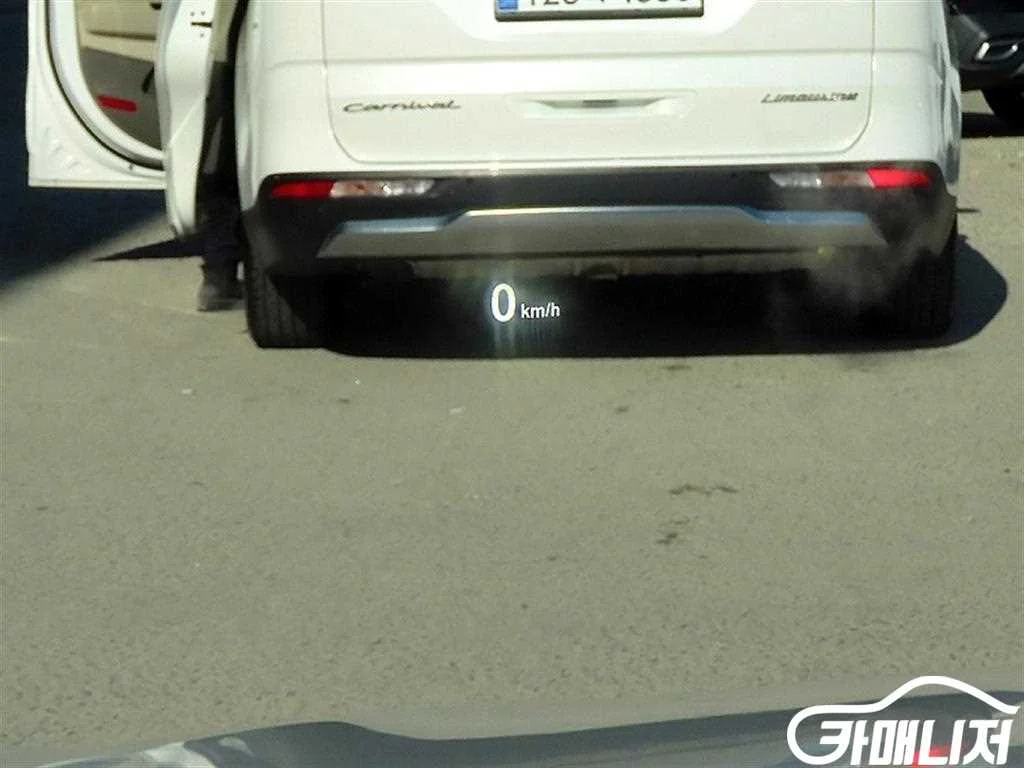 X1 (F48) xDrive 20i M 스포츠 사진 10