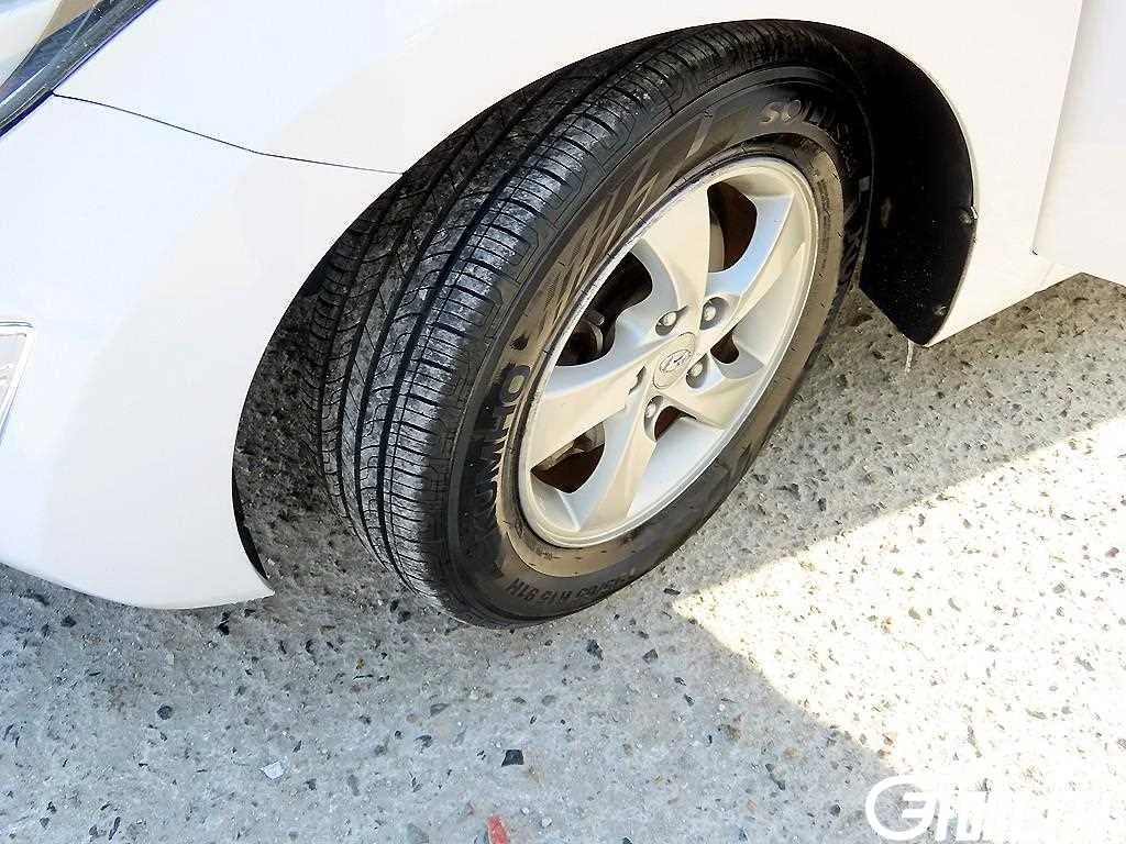 더 뉴 아반떼 1.6 GDI 스마트 사진 20