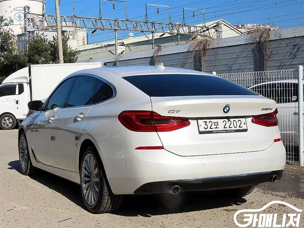 6시리즈 GT (G32) 620d 럭셔리 사진 3