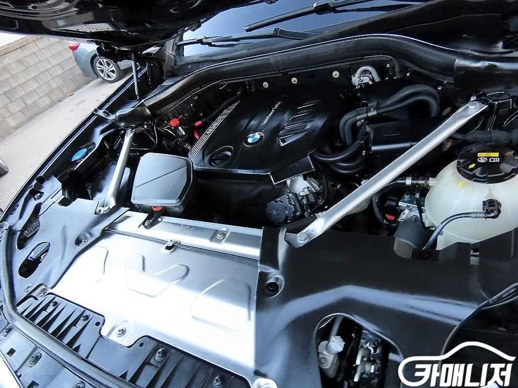 X4 (G02) xDrive 20d xLine 사진 19