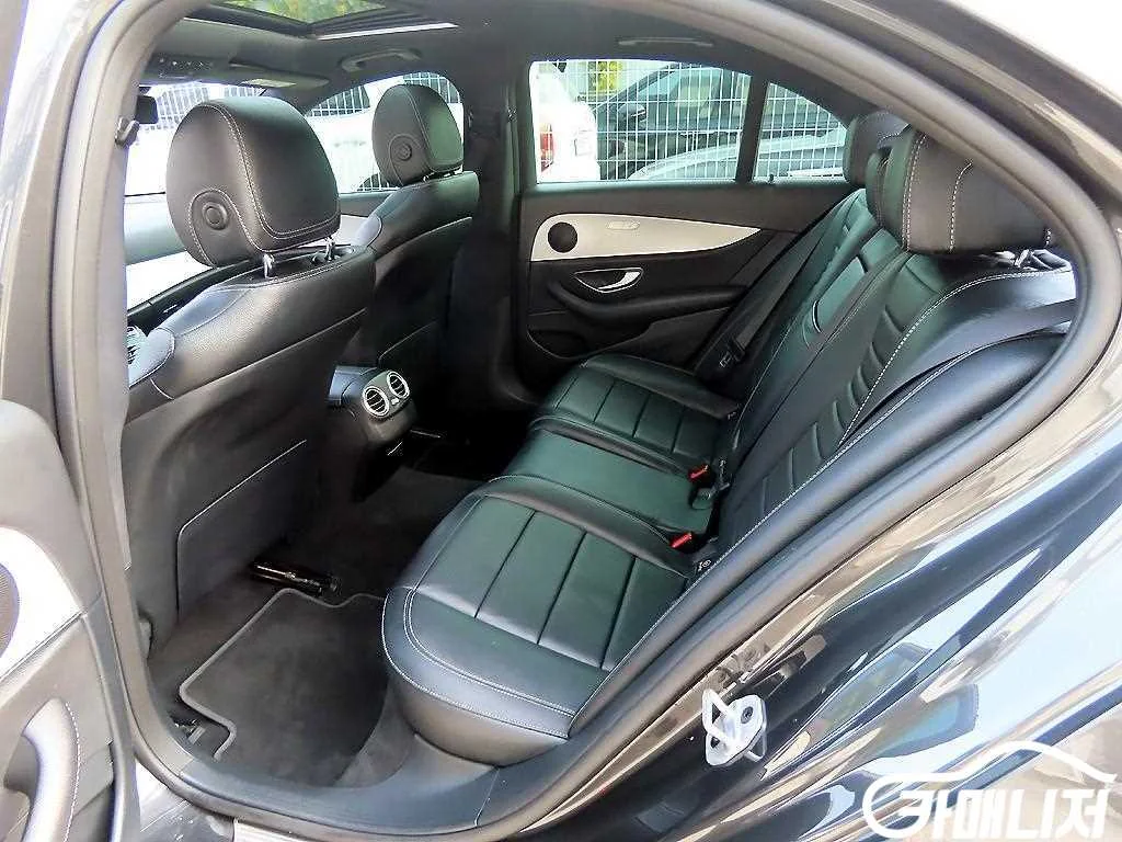 E-클래스 W213 E250 아방가르드 사진 6