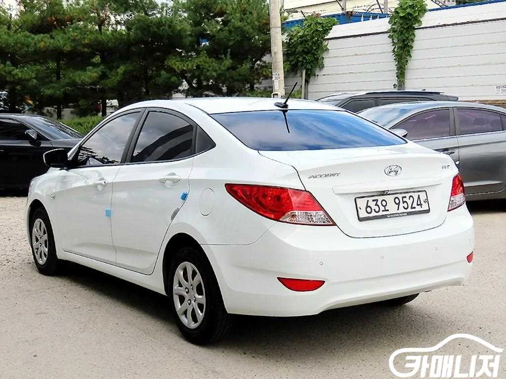 엑센트신형 1.4VVT 스마트 사진 3