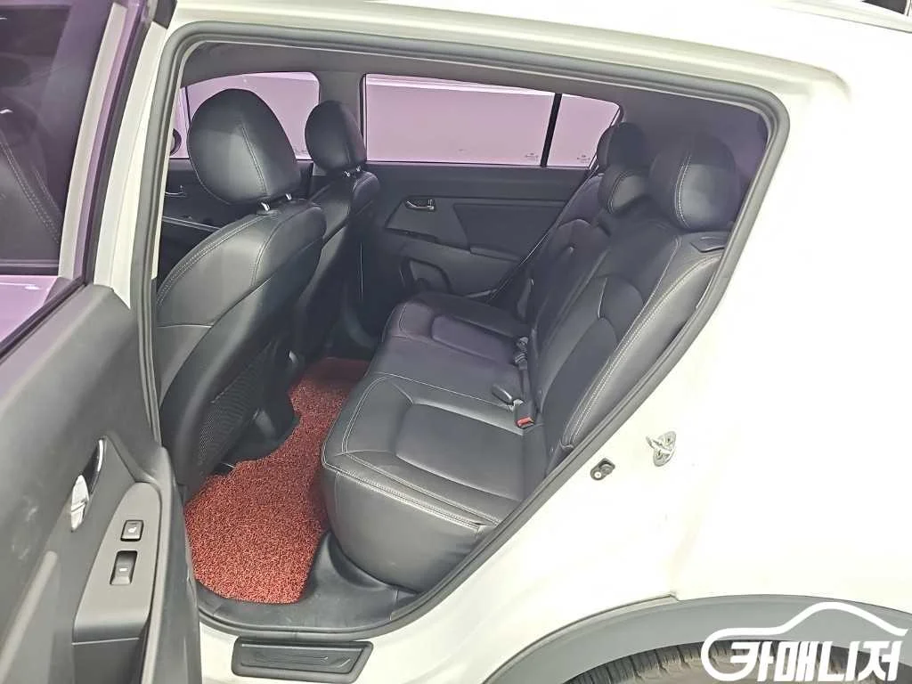 스포티지 R 2WD TLX 사진 12