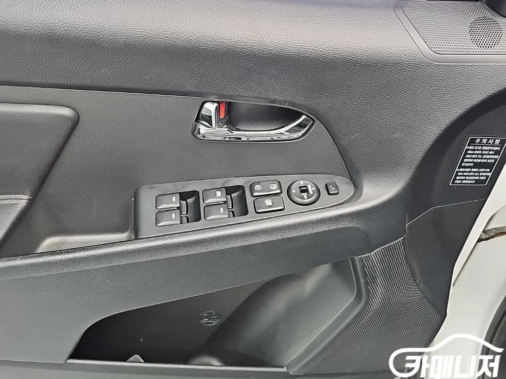 스포티지 R 2WD TLX 사진 15