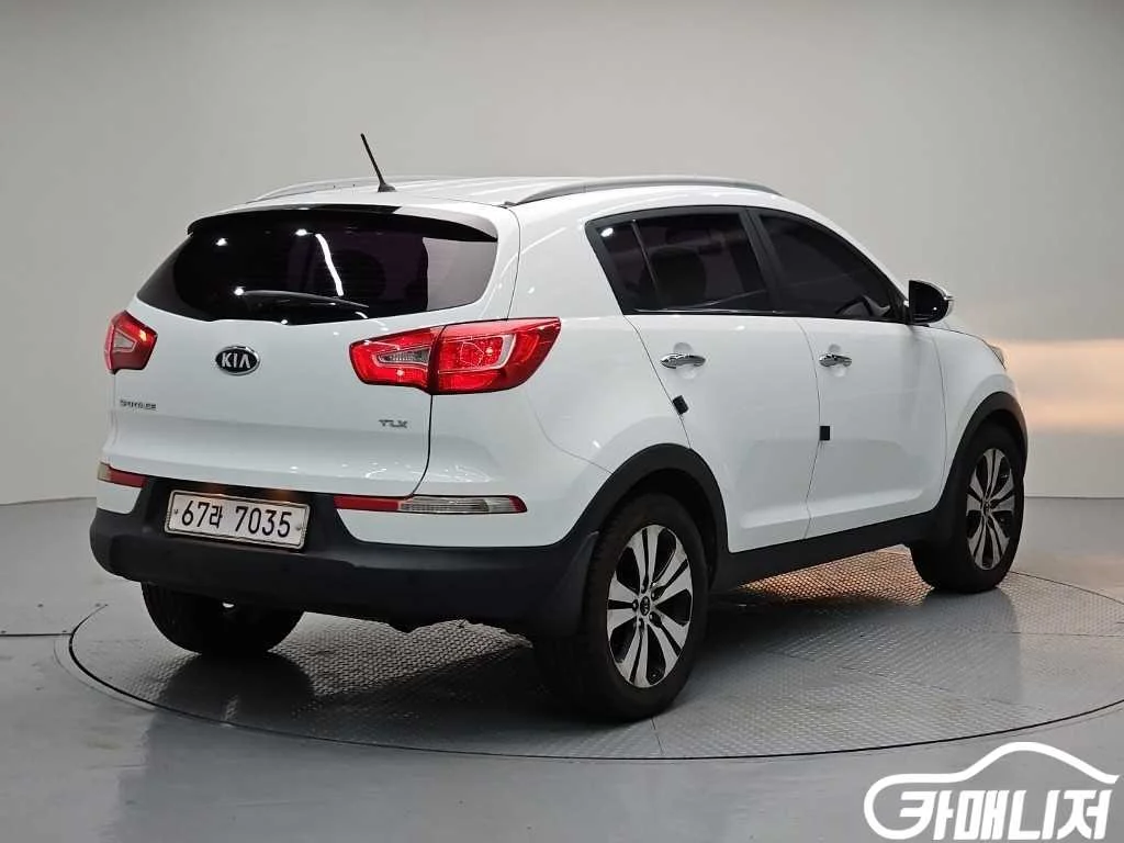 스포티지 R 2WD TLX 사진 4