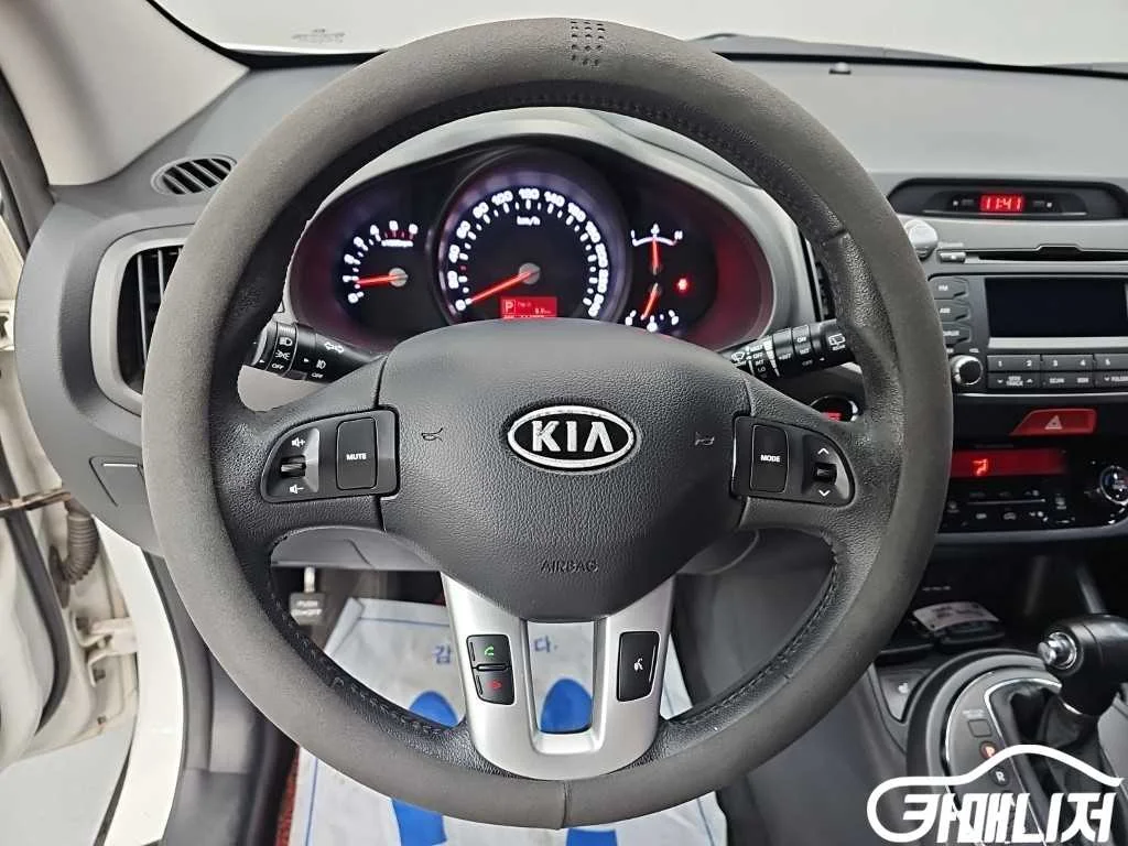 스포티지 R 2WD TLX 사진 9