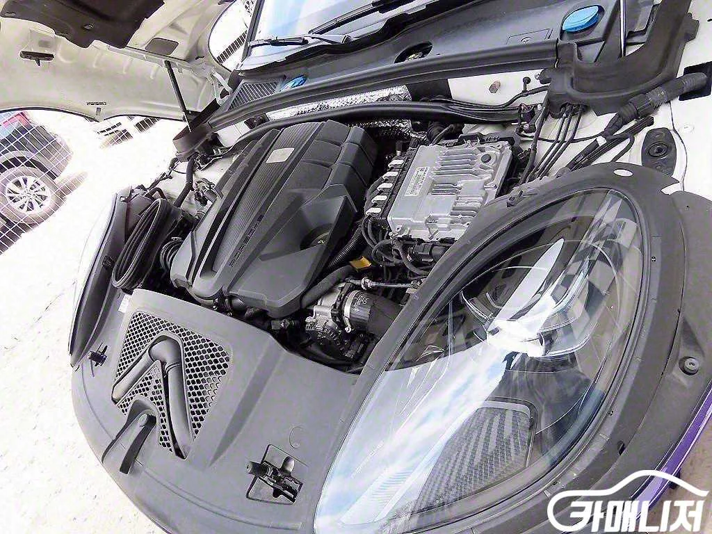 마칸 가솔린 2.9 GTS 사진 19