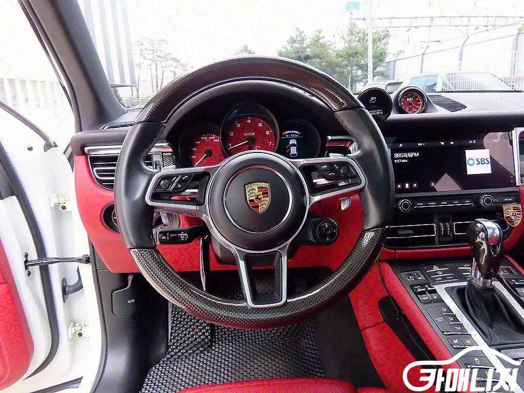 마칸 가솔린 2.9 GTS 사진 8