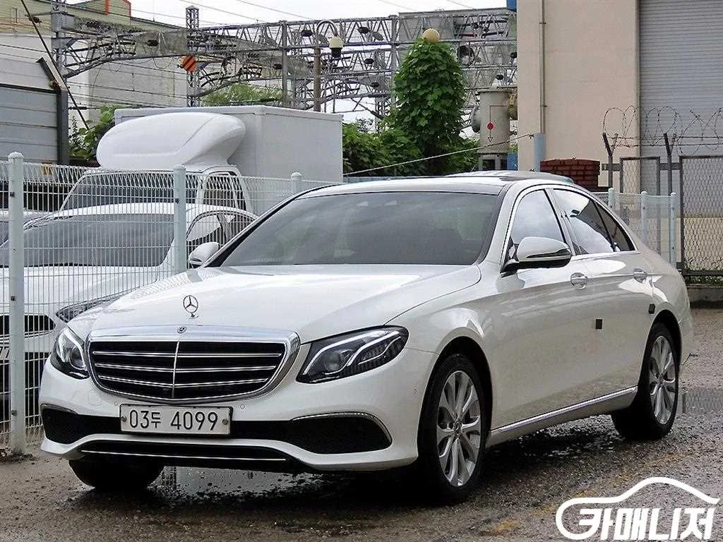 E-클래스 W213 E300 익스클루시브 사진 2