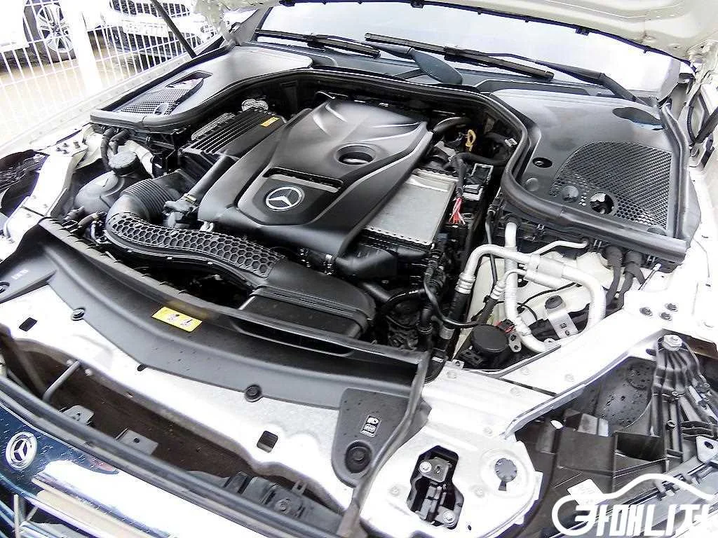 E-클래스 W213 E300 익스클루시브 사진 19