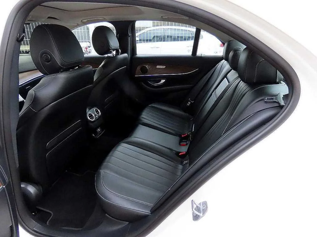 E-클래스 W213 E300 익스클루시브 사진 6