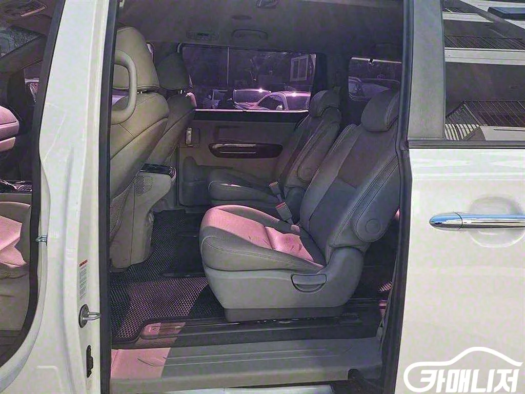 올 뉴 카니발 디젤 9인승 아웃도어 사진 7