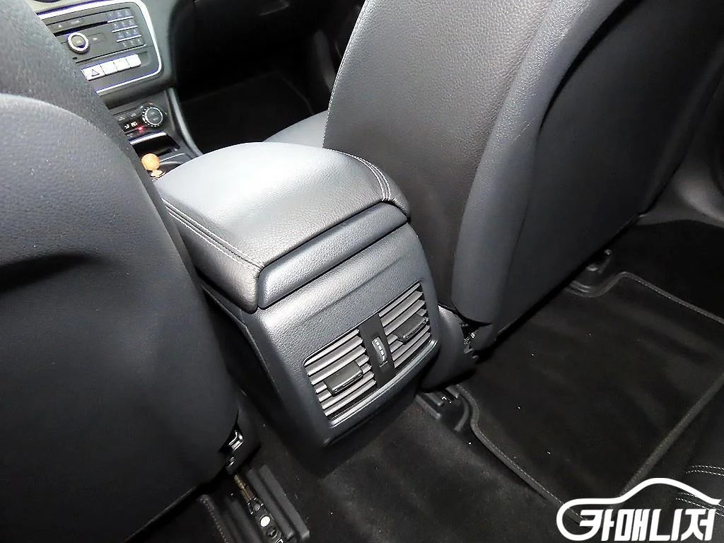 CLA클래스 CLA 250 4MATIC 사진 17
