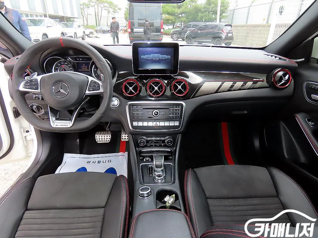 GLA클래스 X156 GLA45 AMG 4MATIC 사진 7