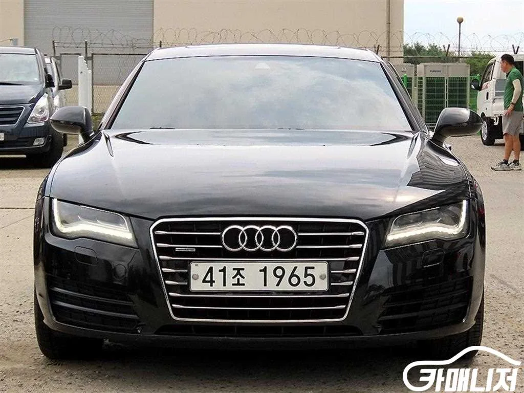 A7 3.0 TFSI 콰트로 엔트리 사진 1