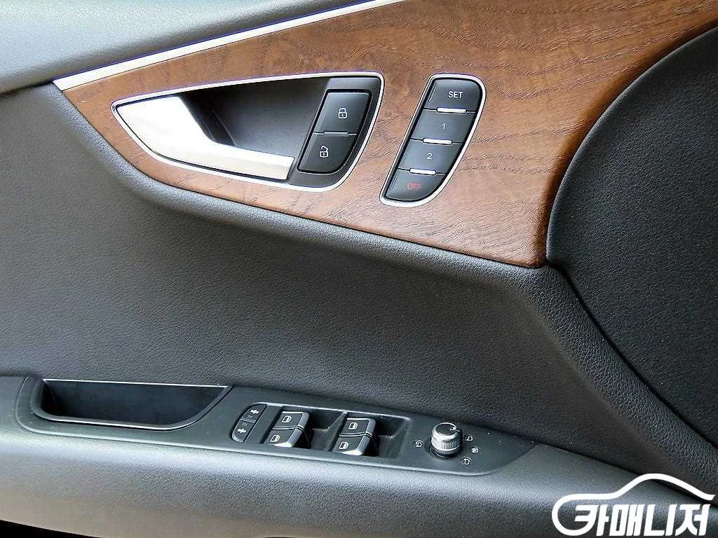 A7 3.0 TFSI 콰트로 엔트리 사진 12