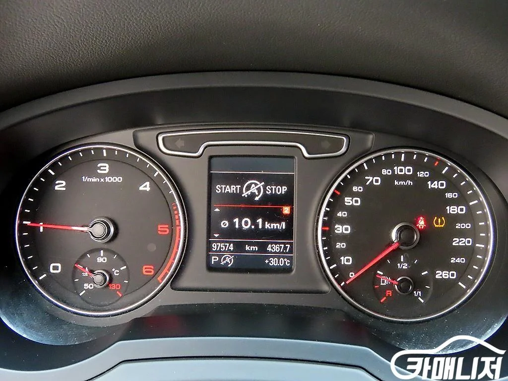 Q3 2.0 TDI 콰트로 사진 9