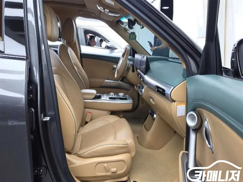 GV60 스탠다드 2WD 사진 12