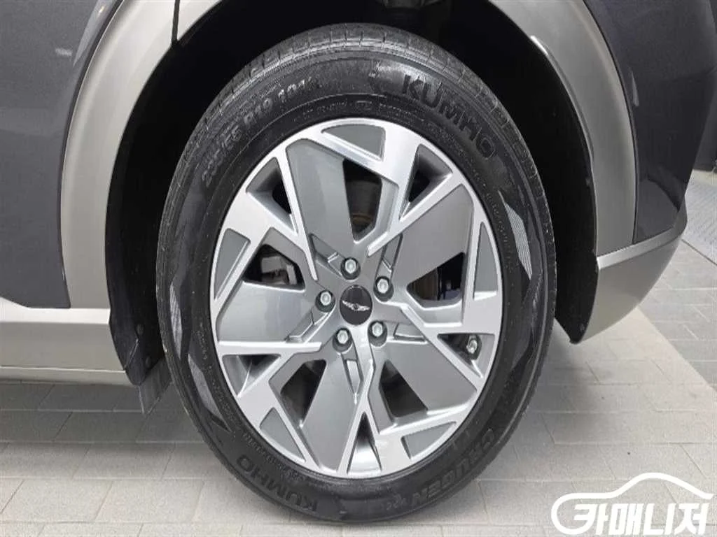 GV60 스탠다드 2WD 사진 5