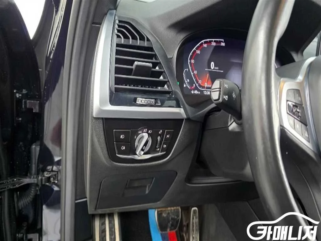 X3 (G01) xDrive 20i M 스포츠 사진 14