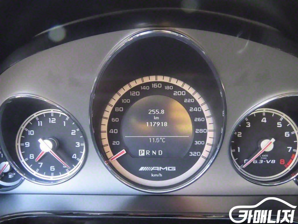 E-클래스 W212 E63 AMG 사진 9
