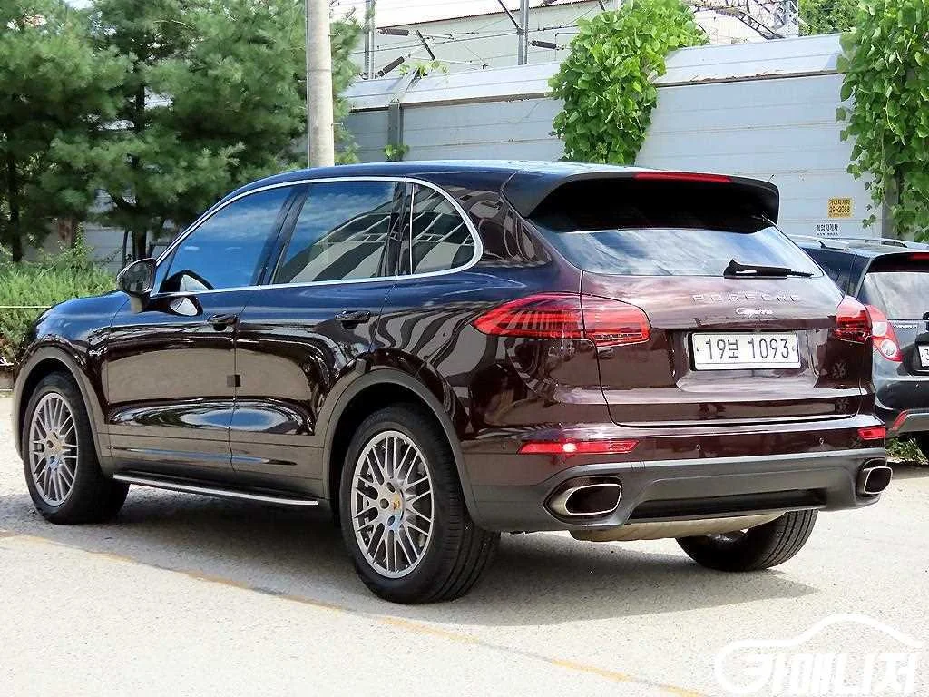 뉴 카이엔 3.0 디젤 사진 3