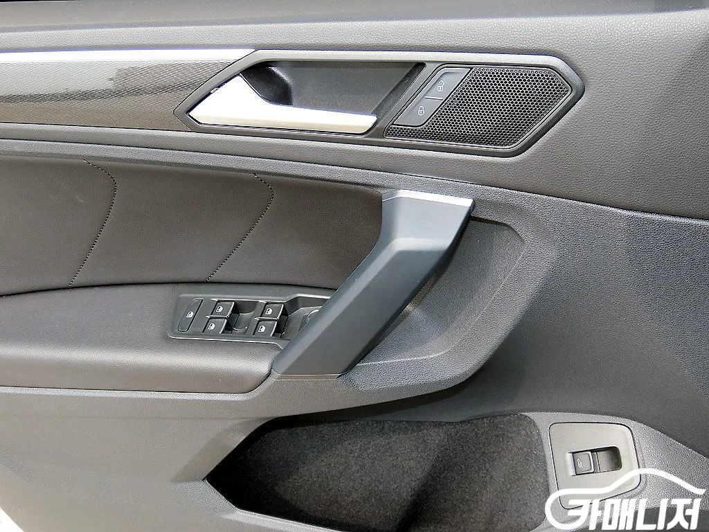 티구안(2세대) 2.0 TDI 프레스티지 4모션 사진 13