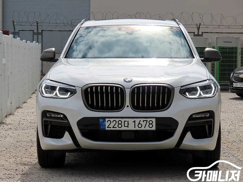 X3 (G01) xDrive M40i 사진 1