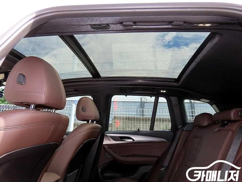 X3 (G01) xDrive M40i 사진 17