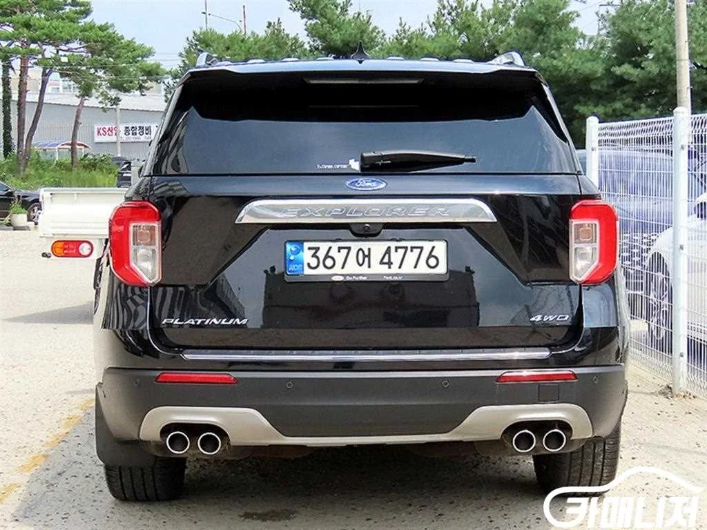익스플로러 6세대 3.0 AWD 플래티넘 사진 4