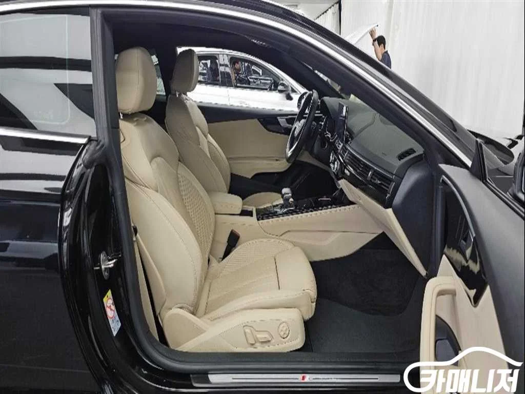 A5 (F5) 45 TFSI 콰트로 프리미엄 쿠페 사진 12