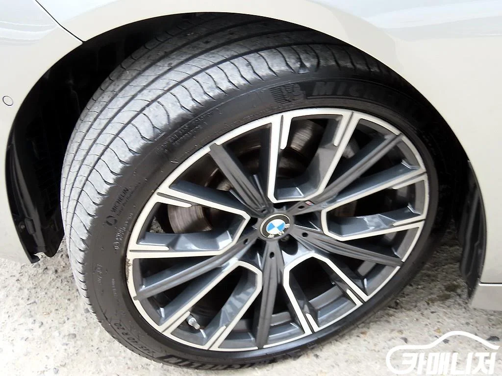 7시리즈 (G11) 730Ld xDrive M 스포츠 사진 20