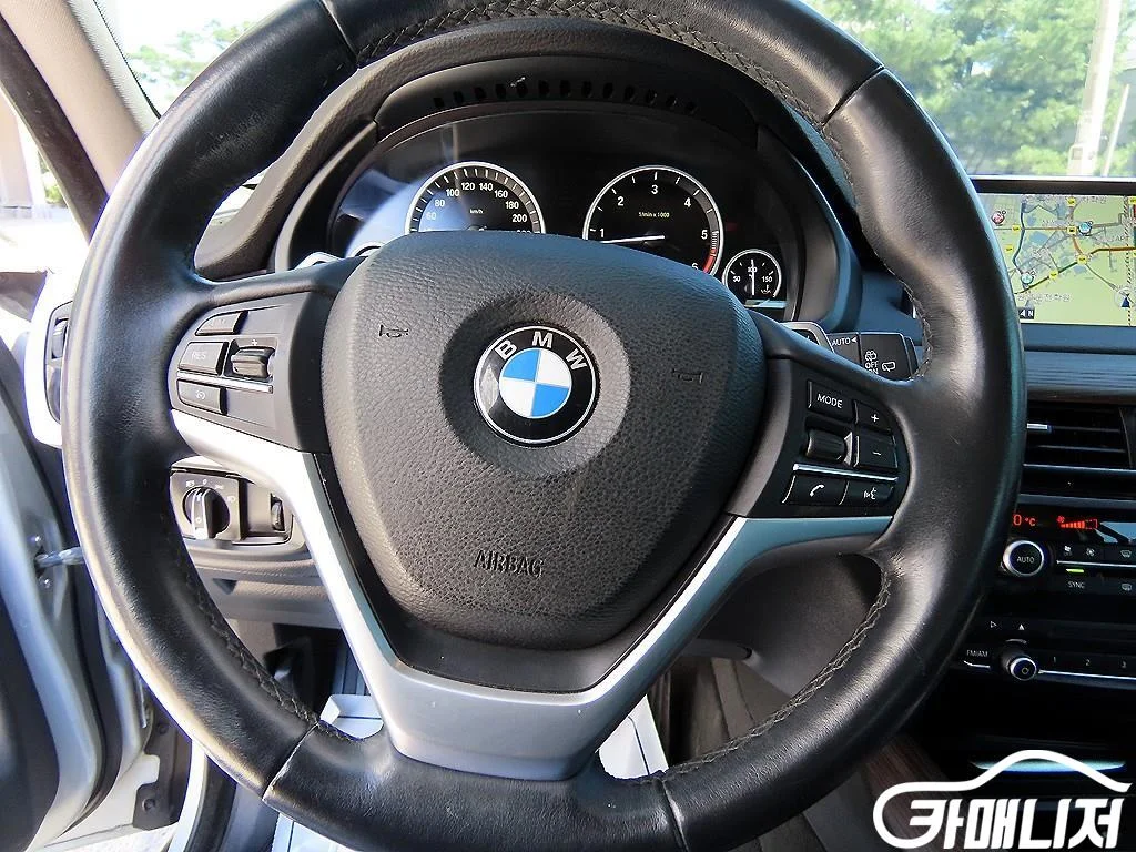 X5 (F15) xDrive 30d 사진 8