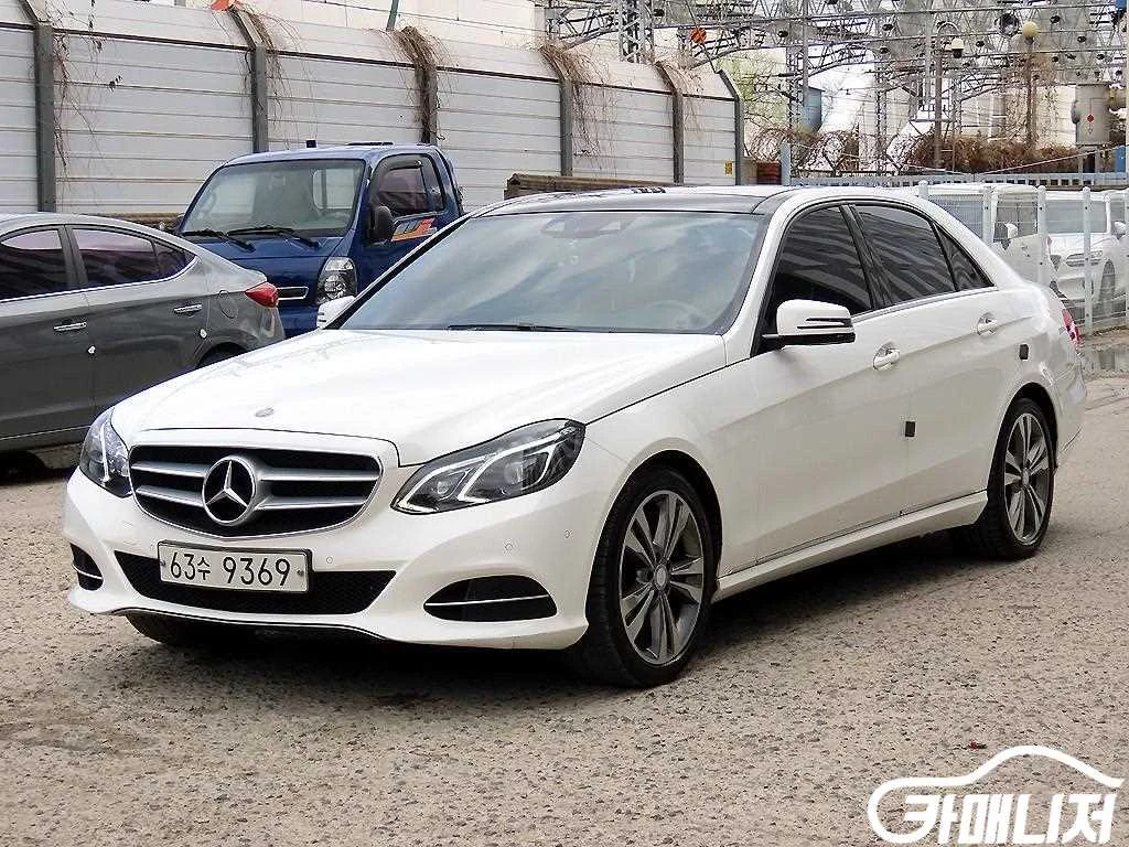 E-클래스 W212 E300 4MATIC 아방가르드 사진 2