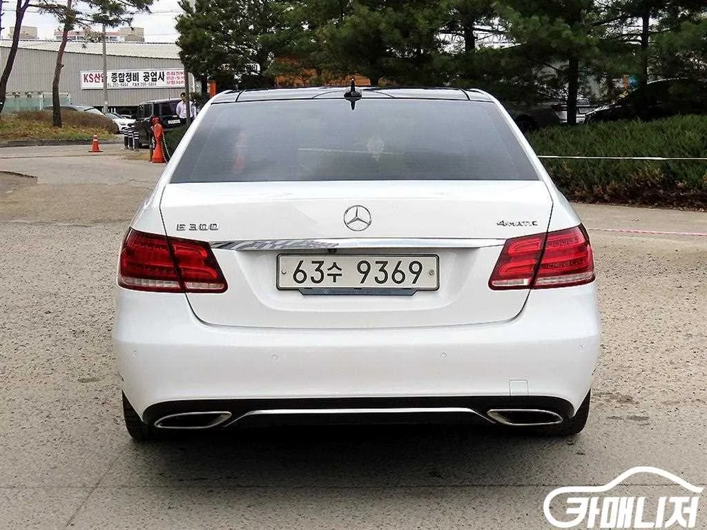 E-클래스 W212 E300 4MATIC 아방가르드 사진 4