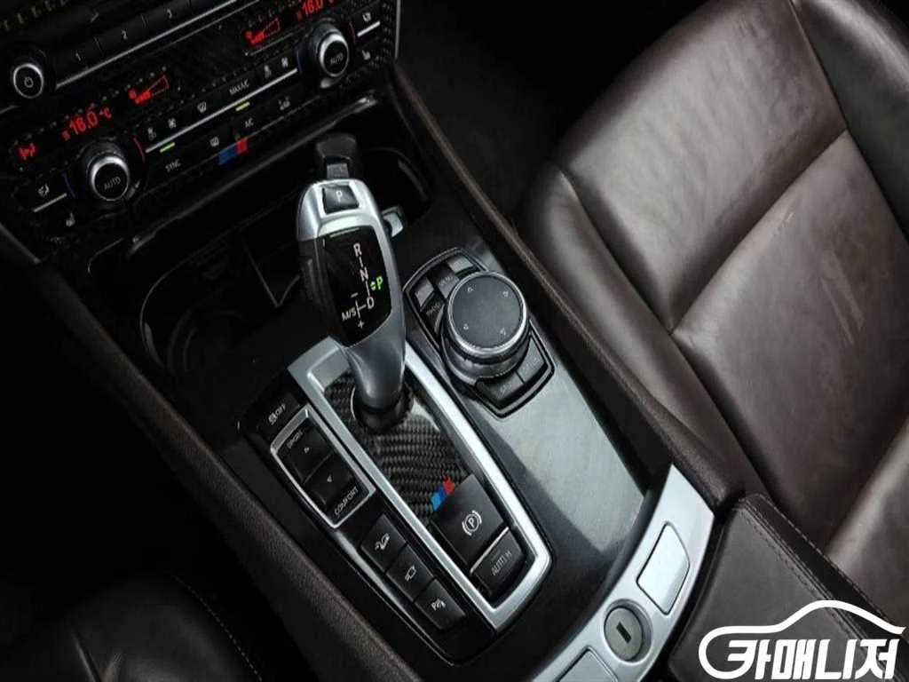 5시리즈 GT (F07) GT 30d xDRIVE 사진 8