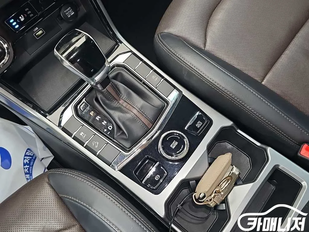 뷰티풀코란도 2WD 디젤 1.6 C5 플러스 사진 8