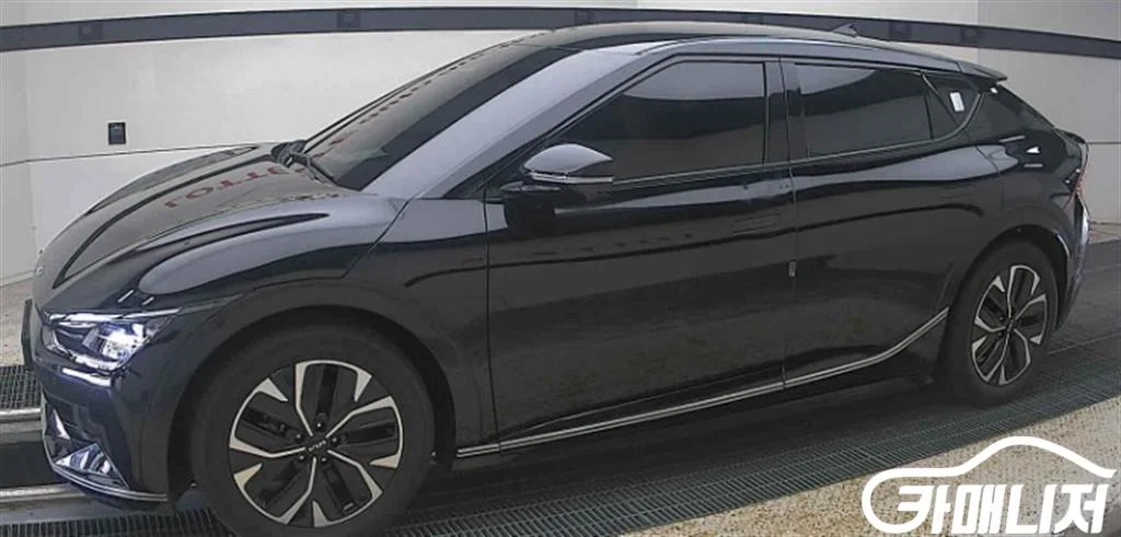 EV6 스탠다드 사진 4